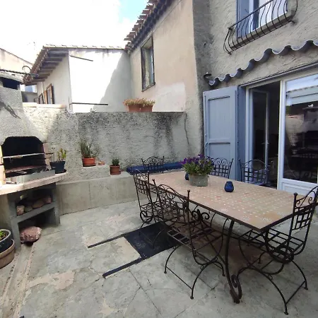 Barbacane Hébergement de vacances *